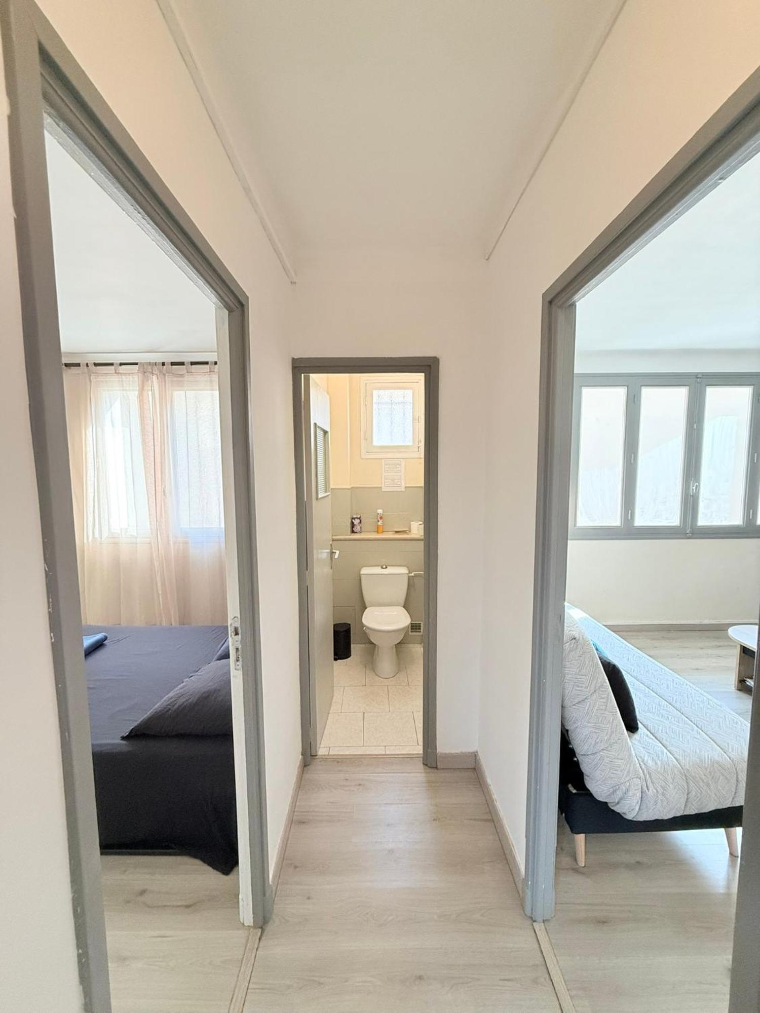 Les Arenes De Nimes - Centre Ville 10 Min Gare -Parking- 2 Chambres ภายนอก รูปภาพ